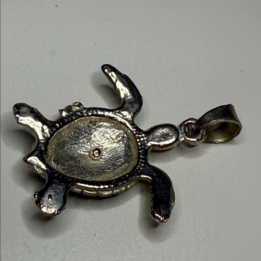 Silver tone (untested) Mexico Turtle Pendant jelly belly charm gorgeous color - Picture 3 of 16
